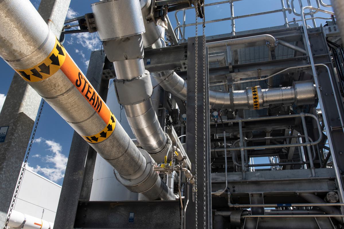 Steam pipes