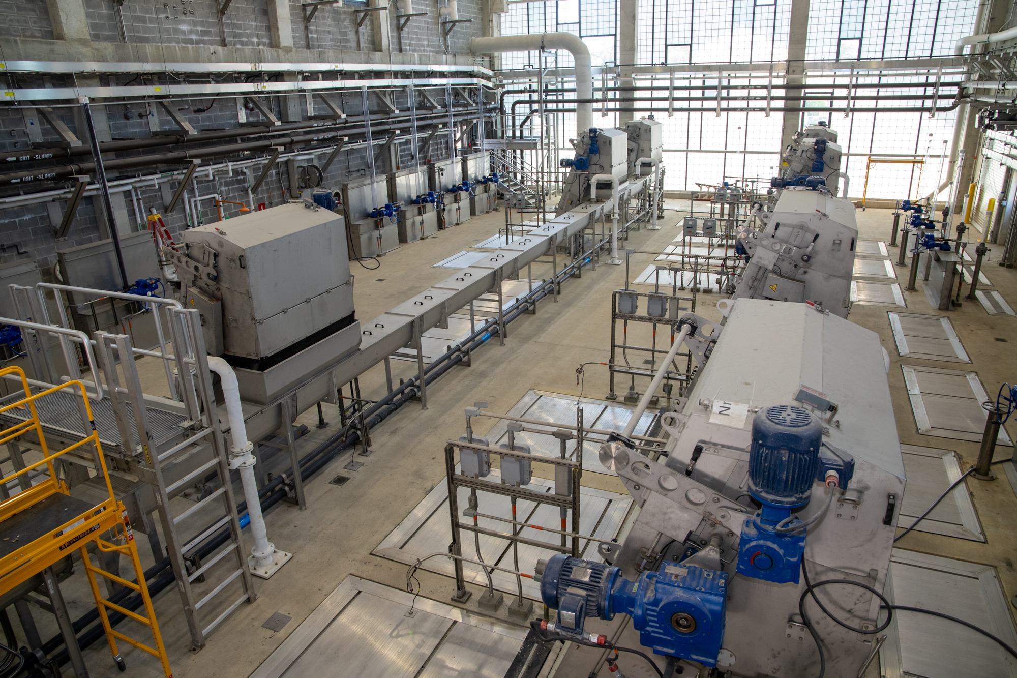Nashvilles New Headworks Facility Treatment Trains